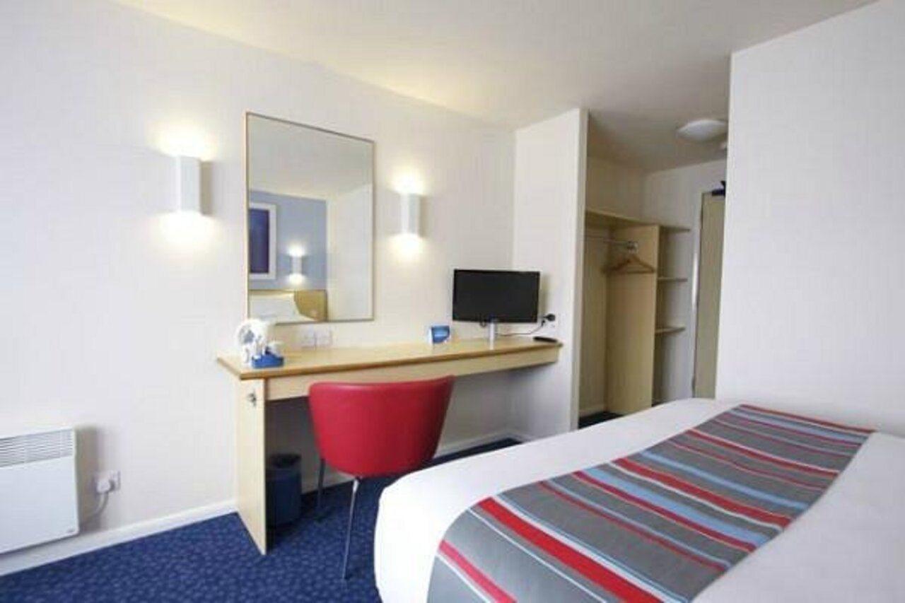 Travelodge Manchester Central Salford  Extérieur photo